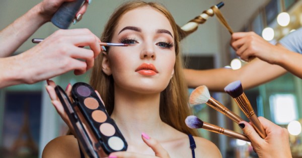 How to Start Your Cosmetology Career with a Stunning Resume